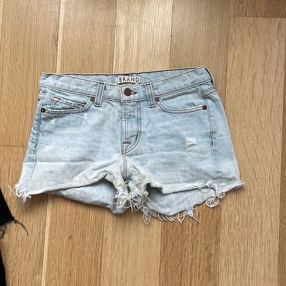 J Brand cutoff shorts in Aquarius style - Picture 2 of 6